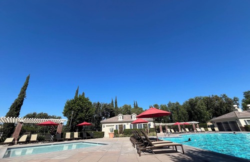 Chino House | Cozy one private bedroom with private bathroom in Chino