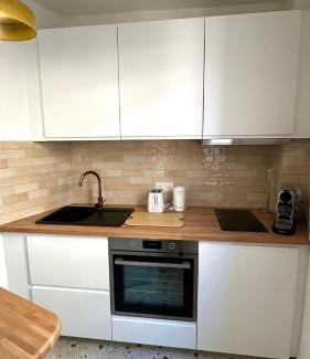 Combat Apartment | Cozy Parisian Apartment newly renovated