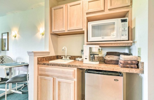 Pigeon Condo | Cozy Pigeon Condo, Near Lake Huron Beaches!