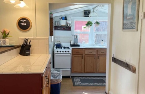 Wrightwood Cabin | Cozy Pine Cabin Near Ski Resort & Village