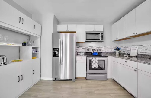 Plant City House | Cozy Plant City Home