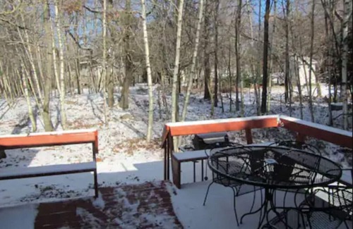 Albrightsville House | ★Cozy Pocono Cottage near Jack Frost & Jim Thorpe★