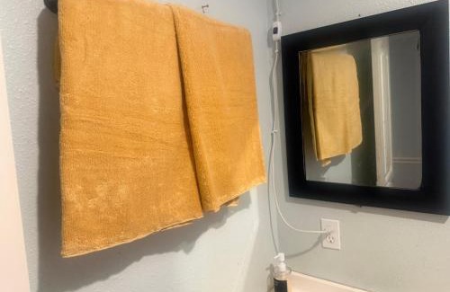 Spring House | Cozy Private Apartment