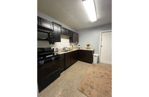 Oak Hill House | Cozy Quiet 2 Queen Bds 💎 West Jax (Pet Friendly)