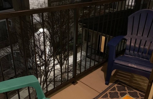 Far North Dallas Apartment | Cozy R&R in Dallas