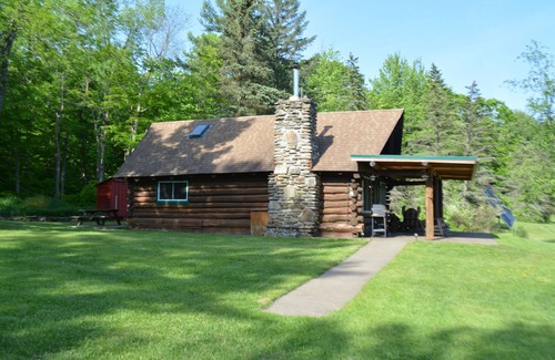 Scio Cabin | Cozy, remote cabin situated on 250+ acres.