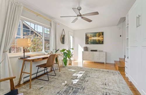 Old Southwest House | Cozy Reno Midtown Retreat Fire Pit & Parking