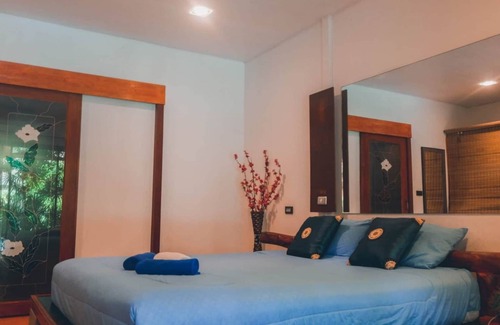 Ban Saiyuan Resort | Cozy resort featuring 3 bungalows and a pool for you to enjoy, privately.