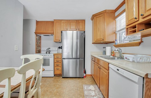 Bowmansville House | Cozy retreat 3 Bdr House