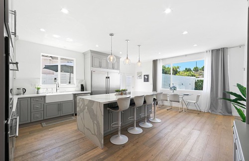 Studio City Villa | Cozy Retreat Nearby Universal Studio with private Casita & Pool