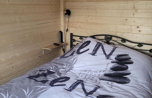 Saint-Savin Cabin | Cozy room