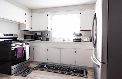 Orchard Park Apartment | Cozy & Roomy Apt close to all