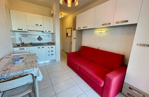 Porto Santa Margherita Apartment | Cozy seaside studio-Beahost