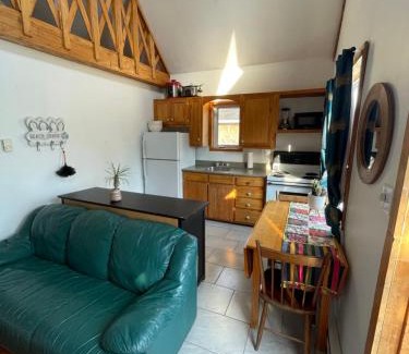 St. Andrews Ski Chalet | Cozy seaside cottage