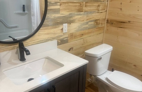 Red Bank Cabin | Cozy, Secluded Lodge located on the Renous River.