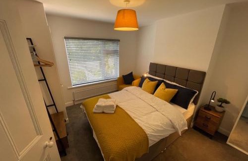 Coventry Apartment | Cozy, Spacious 2BD House in Historic Chapelfields