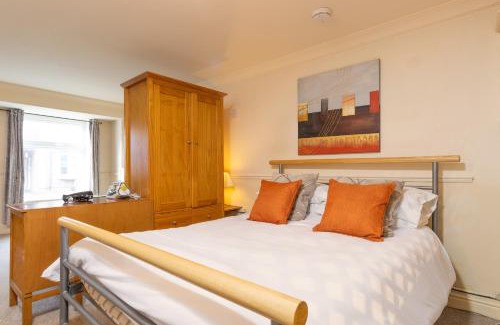 Kenilworth Apartment | Cozy Studio Apartment Kenilworth, Free Parking, WIFI, Smart TV