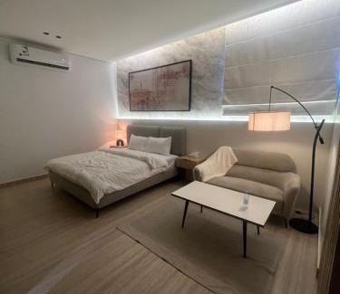 Qurtubah Apartment | Cozy Studio Business & Leisure!