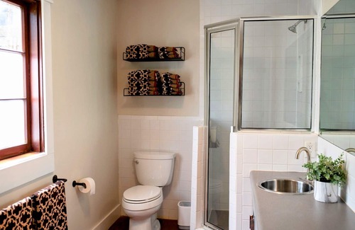 North University Apartment | Cozy Studio Nestled In North University