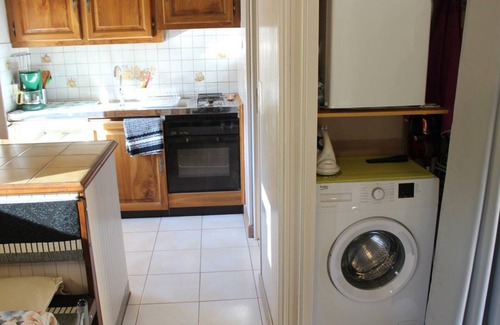 La Roque-Gageac Apartment | Cozy Studio with Garden, Near Historic Villages & Sarlat, La Roque-Gageac