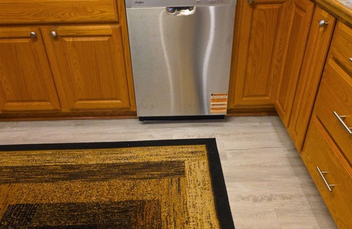 White Pine House | Cozy, super-clean cabin minutes from Lake Superior & the Porkies!