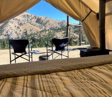 Conner House | Cozy Tented Cabin with Stunning Sights in Conner, Montana