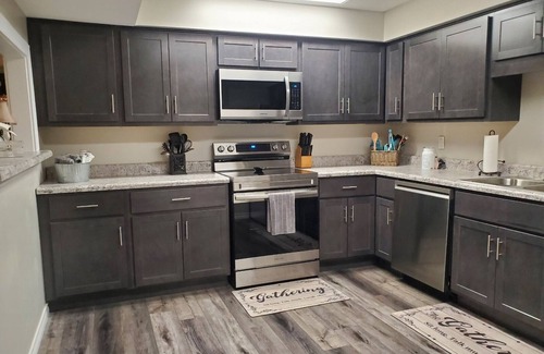 Linn Creek House | Cozy three bedroom two bath home overlooking the lake with breathtaking views