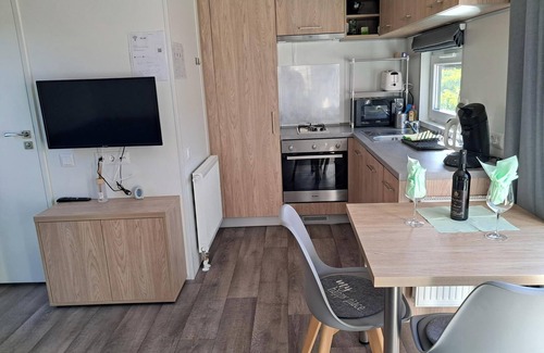 Beilngries Apartment | Cozy Tinyhouse (25sqm) with sun terrace