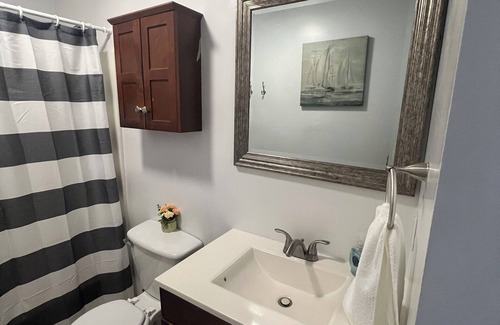 Bristol House | Cozy townhome in adorable Bristol with WiFi, AC and dedicated Work area