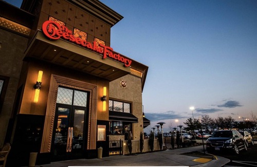 Woodbridge House | Cozy Townhome in the Heart of Woodbridge with King bed & Pool Table.