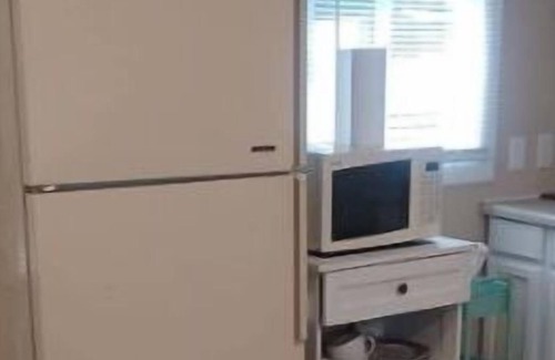 Cascade House | Cozy trailer in the country.