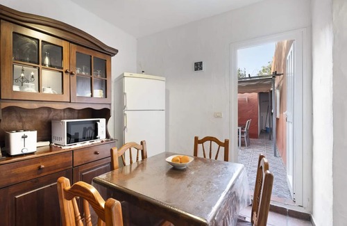 Mocanal Apartment | Cozy two-bedroom apartment with BBQ