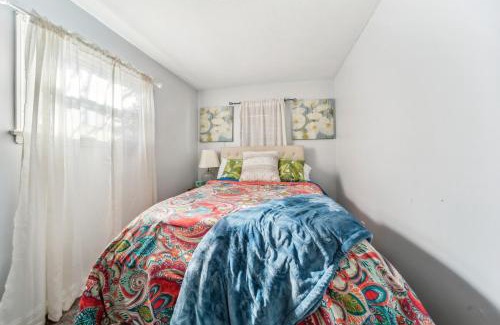 Cleveland House | Cozy two bedroom one bath