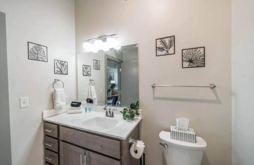 Downtown Louisville Apartment | Cozy Unit with Free Parking Near Medical District