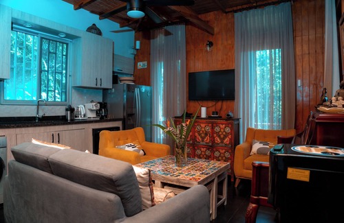 Punta Sur Cabin | Cozy/upscale 3-bedroom cabin surrounded by nature in enchanting San Andres.