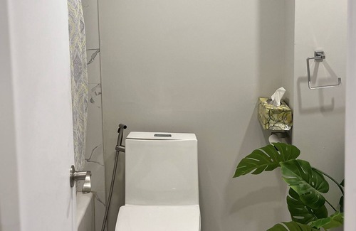 Lachine Apartment | Cozy Urban Private Room in Lachine