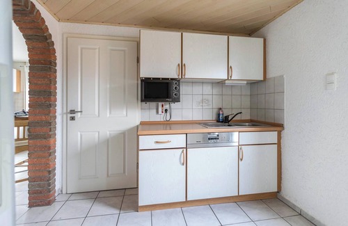 Friedrichskoog House | Cozy Vacation Home "Nordseerobbe" by the Sea with Wi-Fi