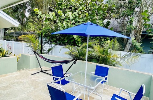 Bayou Oaks Apartment | Cozy vacation home 5 mins from downtown!