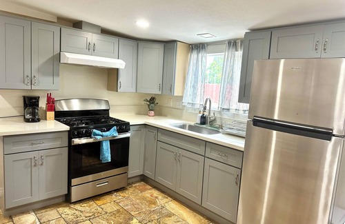 Southwest Anaheim House | Cozy Vacation Home!