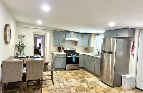 Southwest Anaheim House | Cozy Vacation Home!