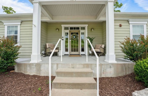 Branson Villa | Cozy Villa Violà *Golfing & Downtown* Sleeps 8