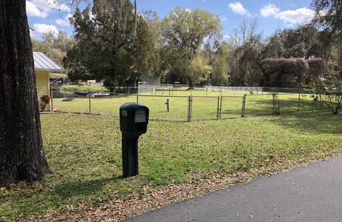 Floral City House | Cozy water front getaway