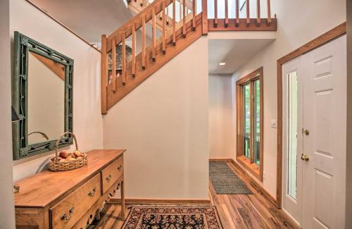 Nellysford House | Cozy Wintergreen Resort Escape Near Leaf Peeping!