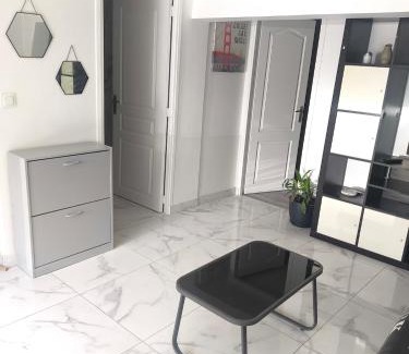 Le-Plessis-Trevise Apartment | Cozy with garden near Disney