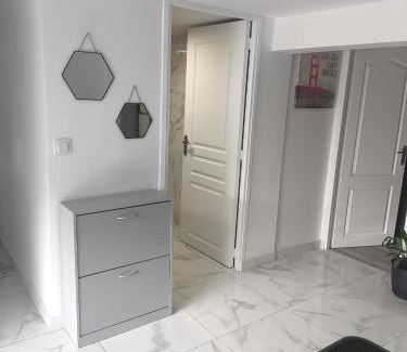 Le-Plessis-Trevise Apartment | Cozy with garden near Disney