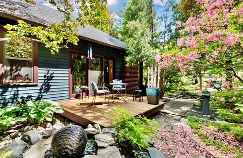 Linden Hills House | Cozy Zen Retreat by Lake Bde Maka Ska; perfect for getaways, families & friends