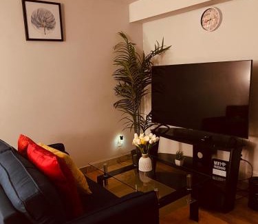 East Kildonan Apartment | CozyHaven