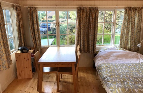 Lewes Bed & Breakfast | Crabapple Cottage B&B
