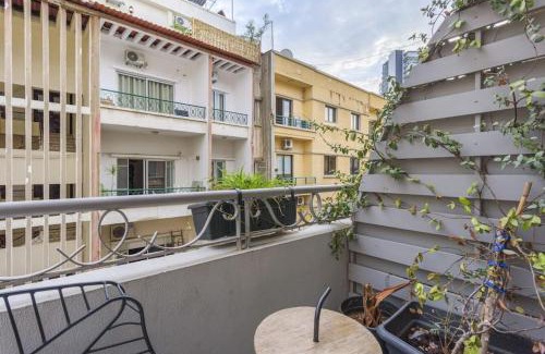 Mar Mikhael Apartment | Cranberry 1-BR Toot in Mar Mikhael