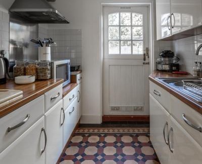 Poole House | Cranborne House